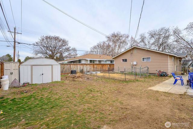 247 NW D Street, Ephrata, WA 98823