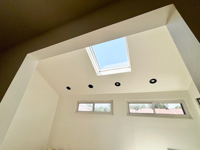 32 Elderwood Dr 32, Stoughton, MA 02072