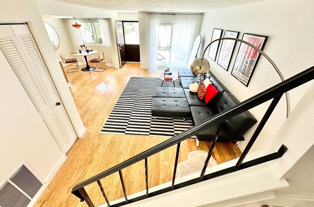 32 Elderwood Dr 32, Stoughton, MA 02072