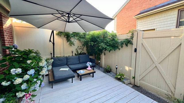 32 Elderwood Dr 32, Stoughton, MA 02072