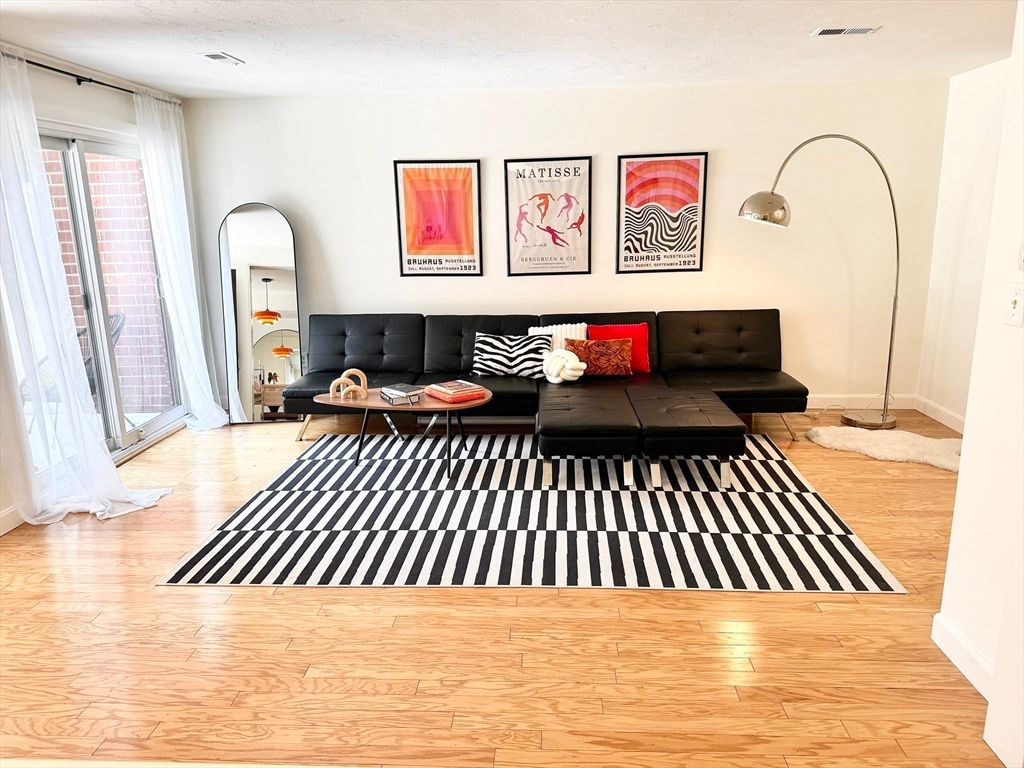 32 Elderwood Dr 32, Stoughton, MA 02072