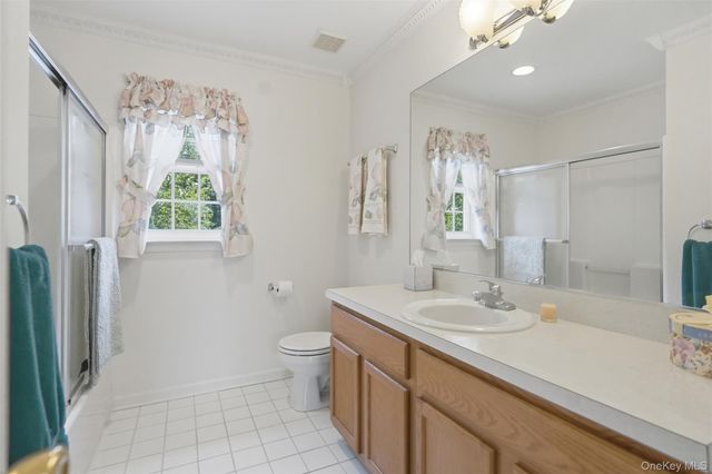 2 Gatehouse Place, Walden, NY 12586