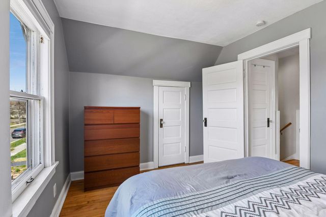 4123 38th Avenue S, Minneapolis, MN 55406