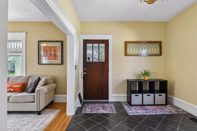 4123 38th Avenue S, Minneapolis, MN 55406