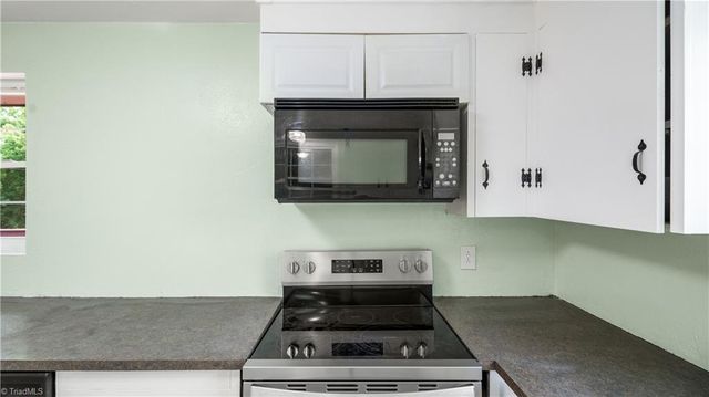 1533 Pecan Drive, High Point, NC 27263