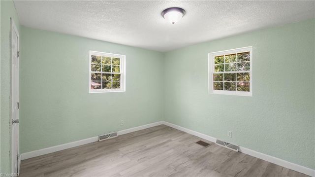 1533 Pecan Drive, High Point, NC 27263