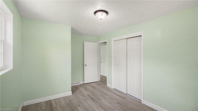 1533 Pecan Drive, High Point, NC 27263