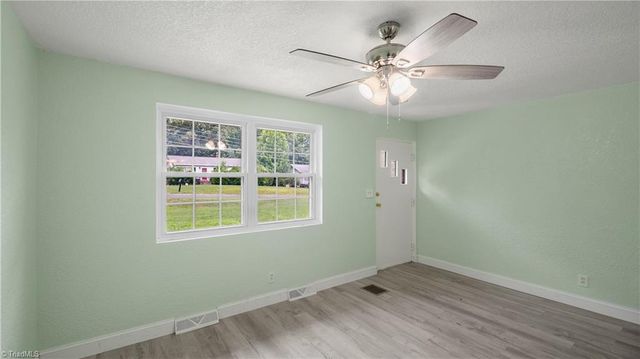1533 Pecan Drive, High Point, NC 27263