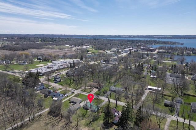 472 North Street, Green Lake, WI 54941
