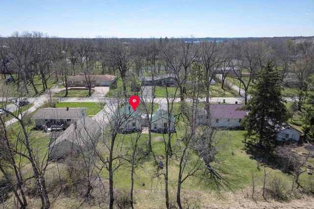 472 North Street, Green Lake, WI 54941