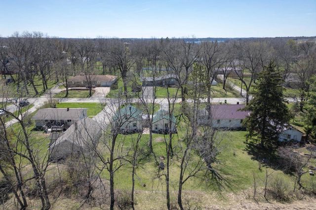 472 North Street, Green Lake, WI 54941