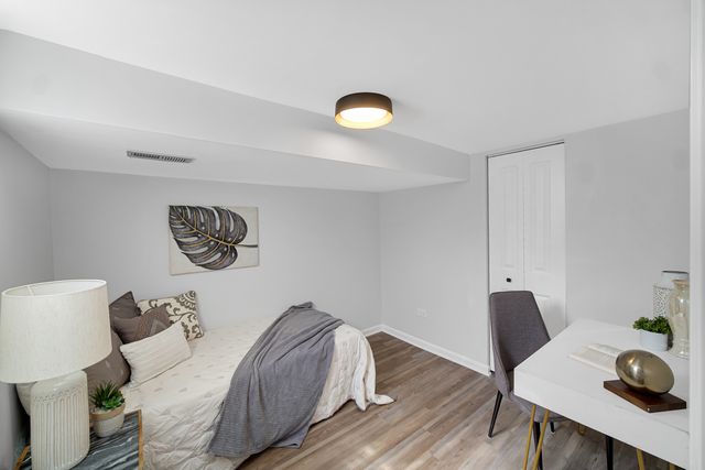 1707 E 93rd Street, Chicago, IL 60617