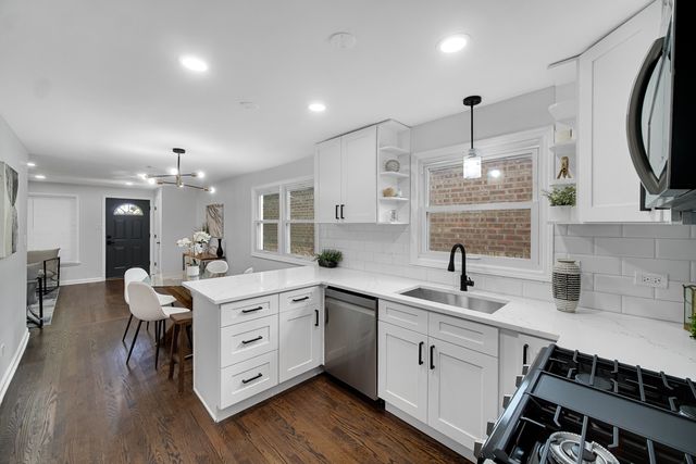 1707 E 93rd Street, Chicago, IL 60617