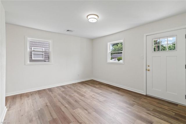 436 Smiley RD, Hampton, VA 23663