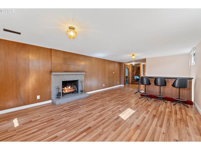 1720 Se 130TH Ave, Portland, OR 97233