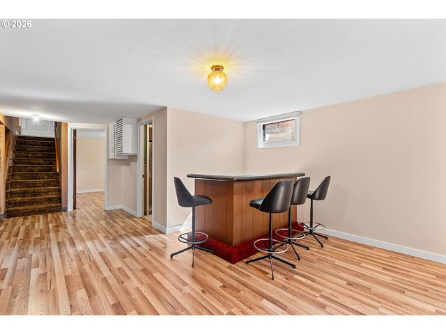 1720 Se 130TH Ave, Portland, OR 97233