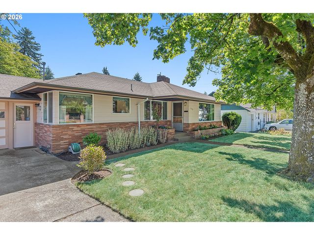 1720 Se 130TH Ave, Portland, OR 97233