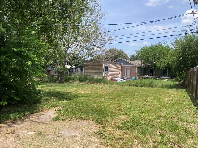 4818 Franklin Dr, Corpus Christi, TX 78415