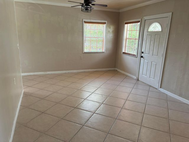 706 Glenn Parkway, Hollywood, FL 33021