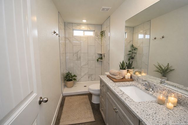 1559 Golf Course Dr., Spring Branch, TX 78070