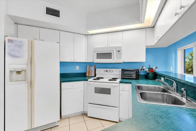 4618 MIRABELLA COURT, St Pete Beach, FL 33706