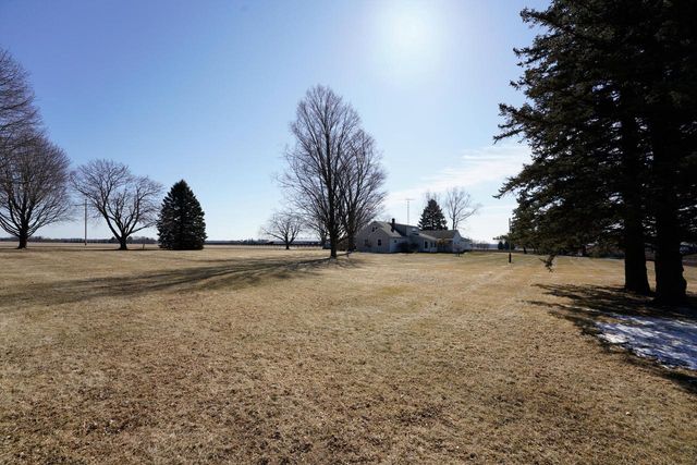 N4593 County Road P, Delavan, WI 53115