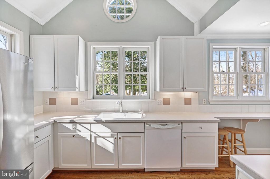 3916 MILITARY RD, Arlington, VA 22207
