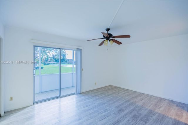 303 Preston H 303, Boca Raton, FL 33434