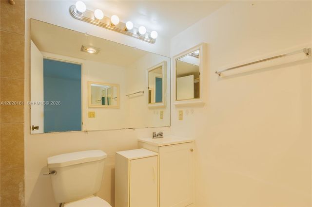 303 Preston H 303, Boca Raton, FL 33434