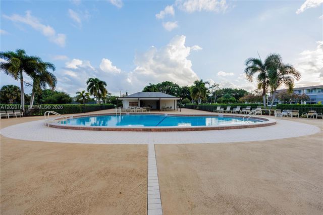 303 Preston H 303, Boca Raton, FL 33434