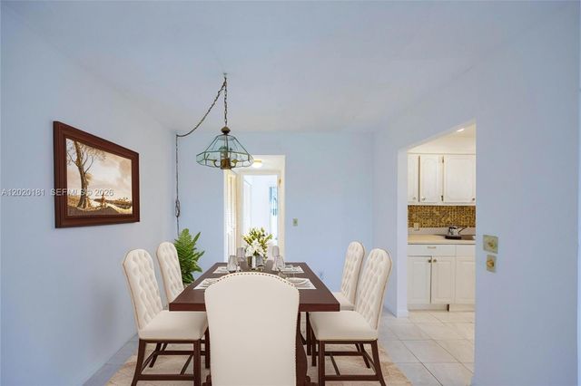 303 Preston H 303, Boca Raton, FL 33434