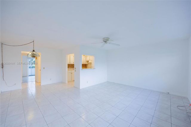 303 Preston H 303, Boca Raton, FL 33434