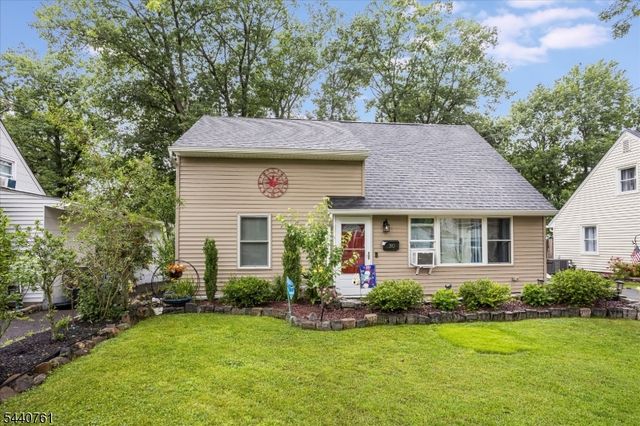 30 Hunterdon Rd, West Orange Twp., NJ 07052