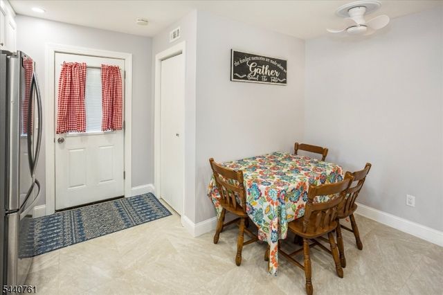 30 Hunterdon Rd, West Orange Twp., NJ 07052