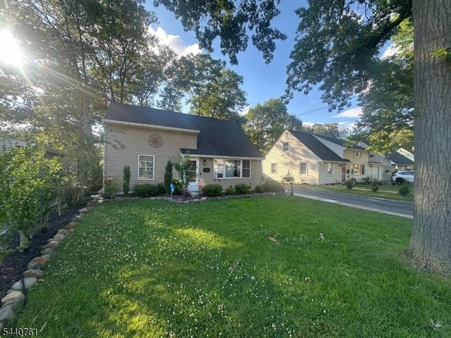 30 Hunterdon Rd, West Orange Twp., NJ 07052