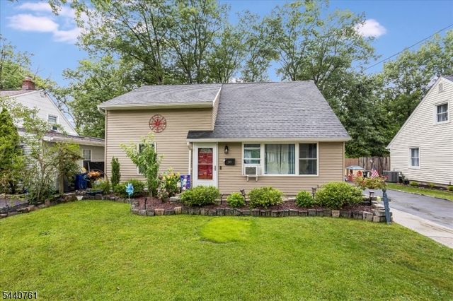 30 Hunterdon Rd, West Orange Twp., NJ 07052