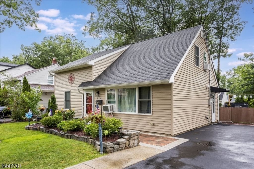 30 Hunterdon Rd, West Orange Twp., NJ 07052 — photo 5