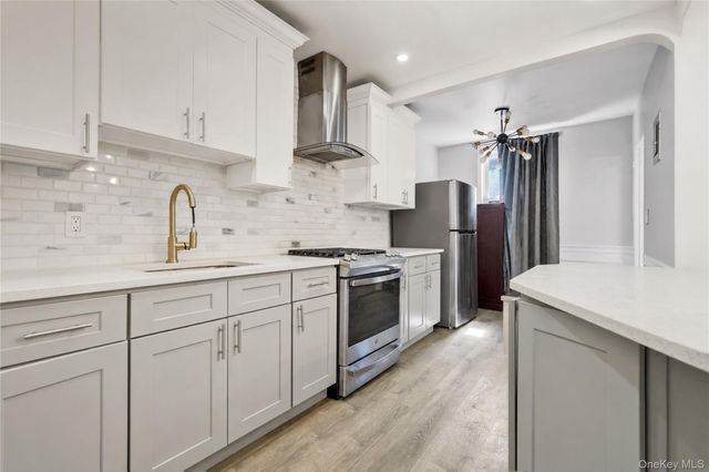 25-22 45th Street 1, Astoria, NY 11103