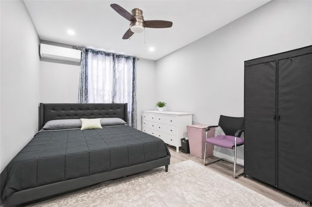 25-22 45th Street 1, Astoria, NY 11103