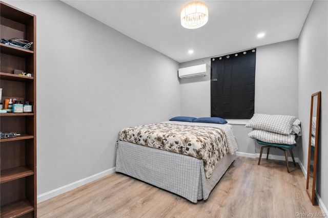 25-22 45th Street 1, Astoria, NY 11103