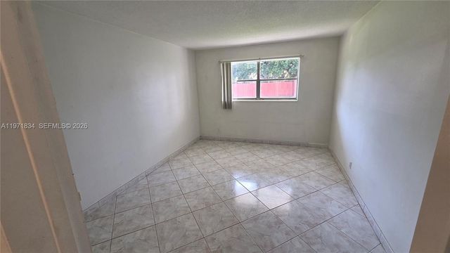 2420 Johnson St 104, Hollywood, FL 33020