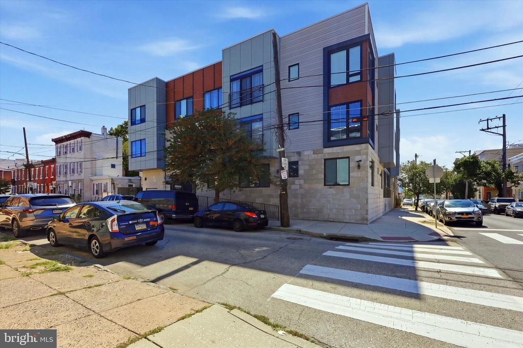 700 MOYER ST #202, PHILADELPHIA, PA 19125 — exterior