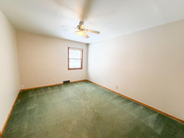 606 Morningside Drive, Worthington, MN 56187