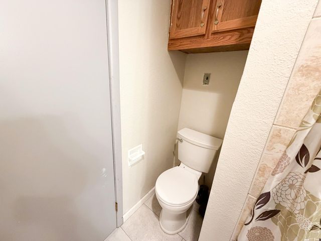 606 Morningside Drive, Worthington, MN 56187