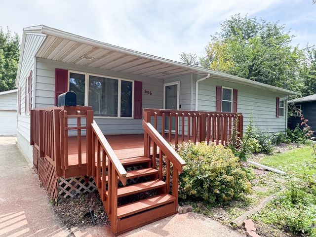 606 Morningside Drive, Worthington, MN 56187