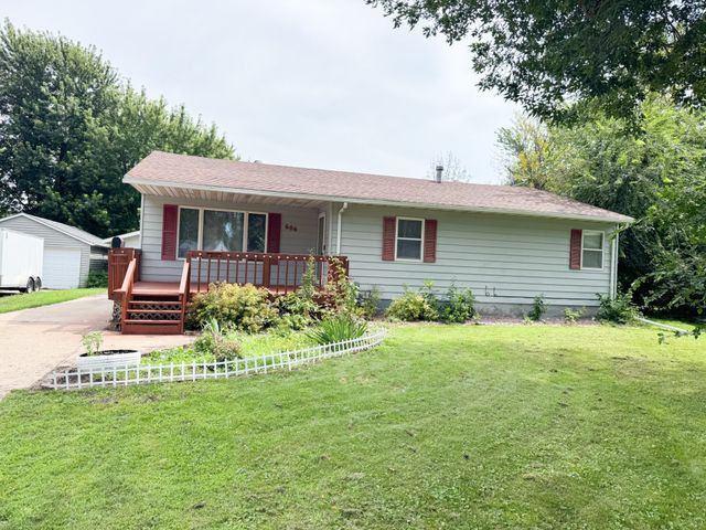 606 Morningside Drive, Worthington, MN 56187