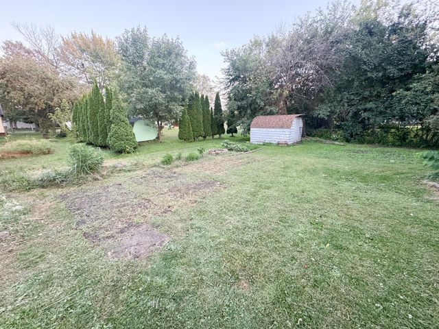 606 Morningside Drive, Worthington, MN 56187