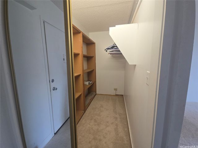 818 S King Street 605, Honolulu, HI 96813