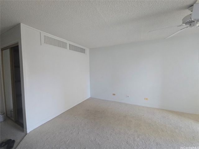 818 S King Street 605, Honolulu, HI 96813