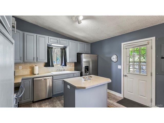 331 Cheyenne St, Fort Morgan, CO 80701